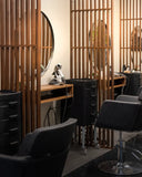 Interiörbild från Green Heads salong på Södermalm.